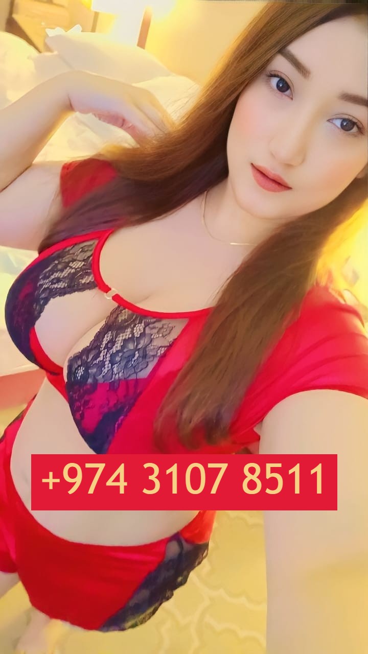 Lara privatebabe0 5'3 or under(160cm),A cup,71-75kg,Latino,Couples